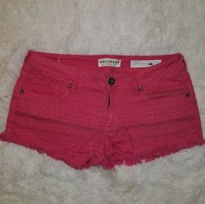Women's Bullhead Short Shorts